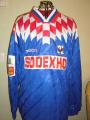 maillot-lyon-1995-1996-exterieur-bleu.jpg