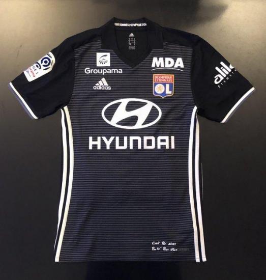 Maillot ol 2017 2018 championnat exterieur